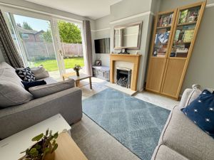 Lounge- click for photo gallery